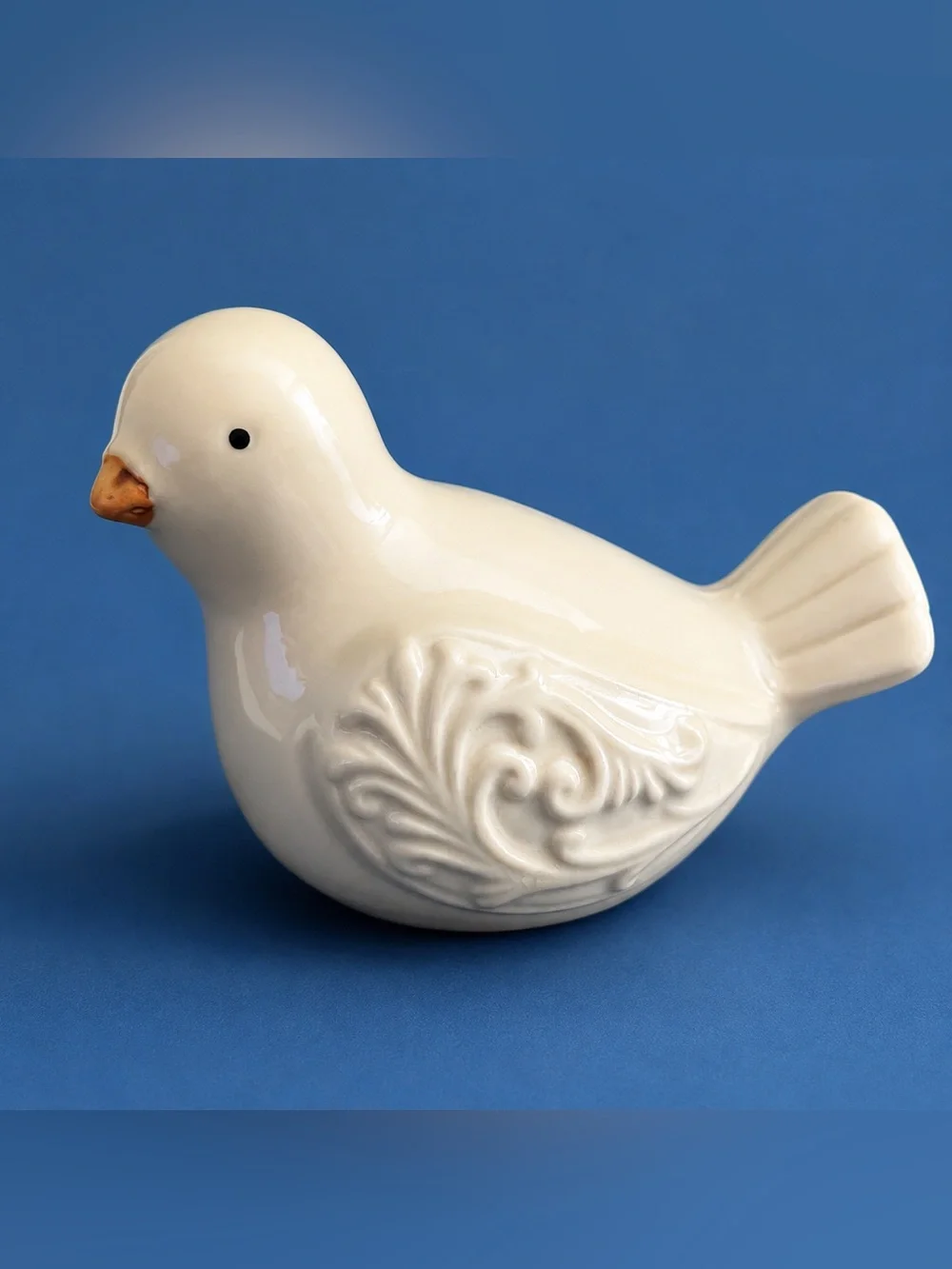 Vintage Ivory Ceramic Bird Figurine with Embossed Scroll Design – Cottage